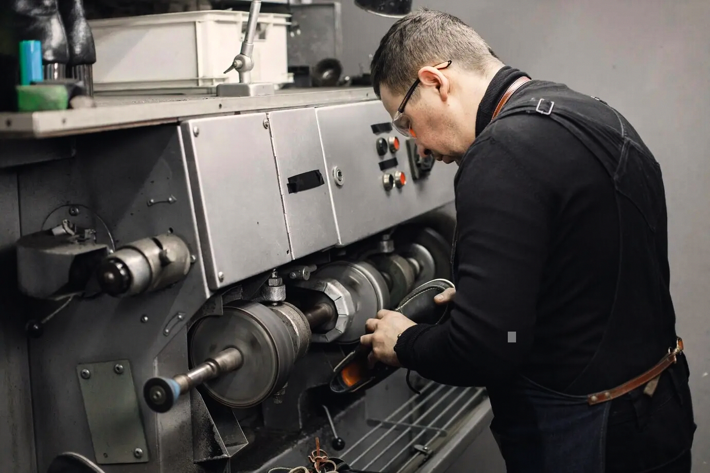 Team planning next steps for Configuración de procesos de tesorería y gestión de flujo de caja para empresas medianas